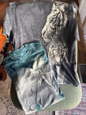The Mountain vintage AOP Tie-Dye Lion Couple white bengal tiger Tee t-shirts MD